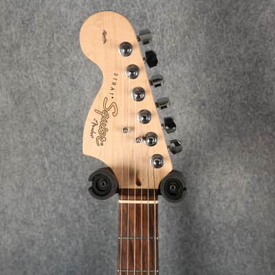 Squier Affinity Stratocaster - Left Handed - 3 Tone Sunburst - 2nd Hand image 4
