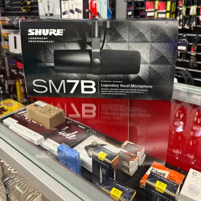 Shure SM7B Cardioid Dynamic Microphone