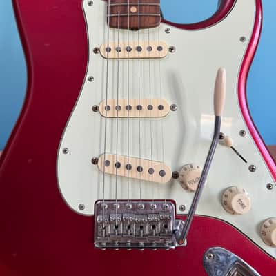 Fender Fender Road Worn 60s Strat with American Vintage 59 Pickups 2022 - Faded Candy Apple Red image 4