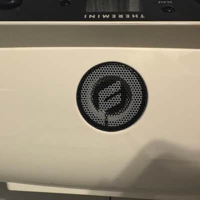 Moog Theremini Theremin 2018 - Present - White image 3