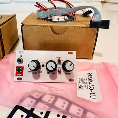 Intellijel Pedal I/O 1u High Impedance Send/Return + Pedal I/O Jacks 1h 2020s - Silver image 2