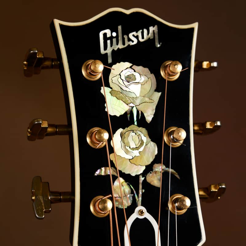 2005 Gibson SJ-200 Rose Custom Acoustic Guitar Black J-200 image 1