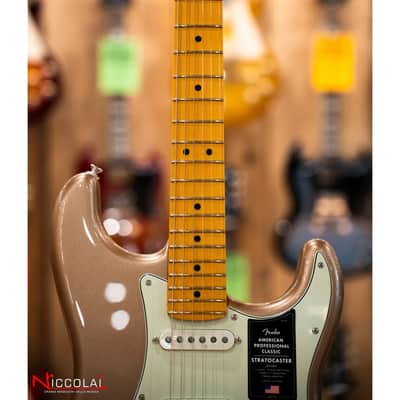 Fender American Professional Classic Stratocaster, Maple Fingerboard, Faded Firemist Gold image 13