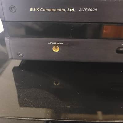 B&K AVP4090 PREAMP/PROCESSOR W/ ORIGINAL REMOTE image 3