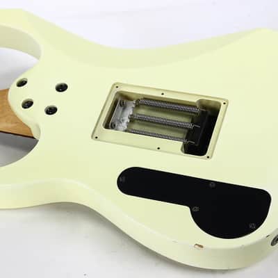 Ibanez PGM30-WH Paul Gilbert Signature with Lo TRS II Tremolo 1995 - 2002 - Vintage White image 19