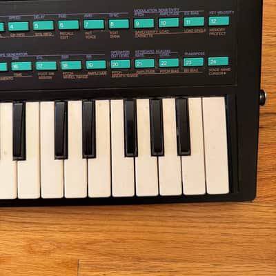 Yamaha DX100 Programmable Algorithm Synthesizer 1985 - Black image 5