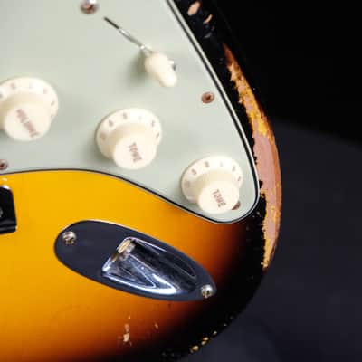2024 Fender 1960 Stratocaster Heavy Relic - Faded Aged 3-Color Sunburst image 9
