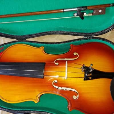 Bestler 4/4 Violin with Hard Case & Bow, very good condition image 4