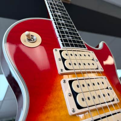 Gibson Ace Frehley Signature Les Paul Custom 1997 - 2001 - Cherry Sunburst image 5