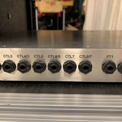 Axess Electronics RX1 MIDI controlled effects router/switcher image 4
