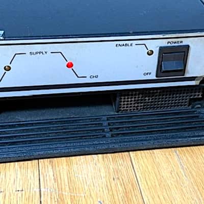 Crown Micro-Tech 1000 Silver & Black Professional 2 Spc Rack Mount Stereo Power Amplifier, Tested image 3