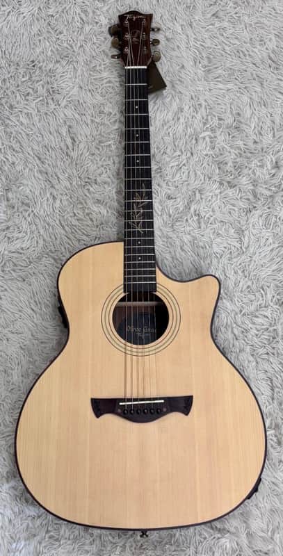 Tagima Olive Grace EQ-NTOP Acoustic Guitar w/HS Case - Natural Finish - B stock image 1