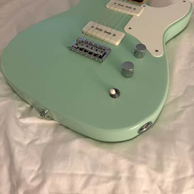 Squier Paranormal Baritone Cabronita Telecaster - Surf Green image 2