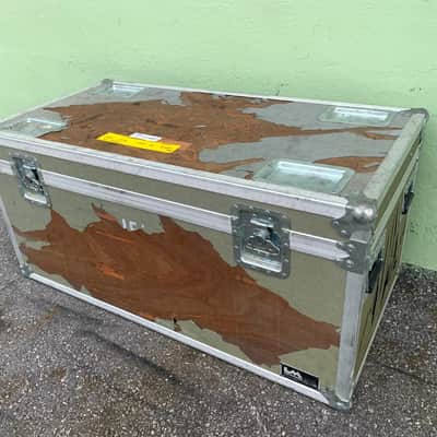 LM Engineering Utility Trunk #03482 (One) image 5