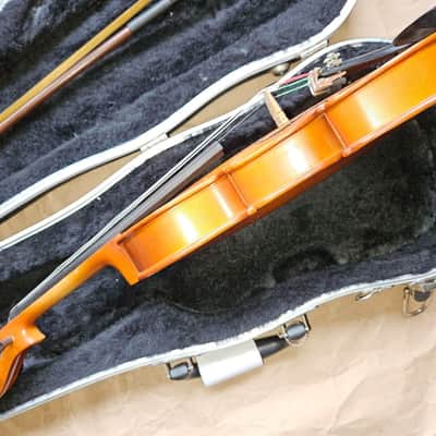 K. Schiller sized 1/4 violin, Very Good Condition but loose soundpost image 9