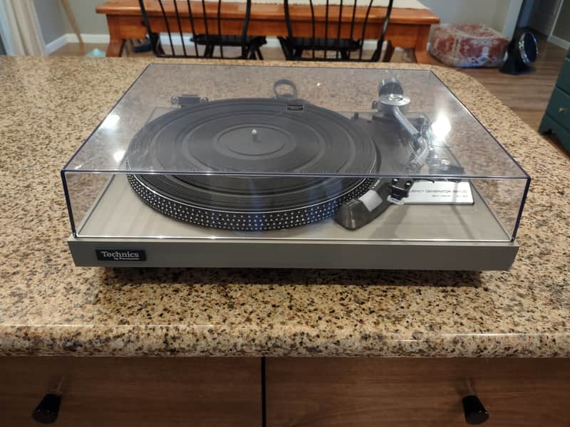 Technics SL-23 Turn Table 1976 image 1