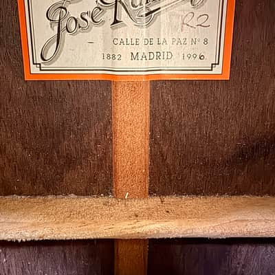 Jose Ramirez R2 1996- Classical Guitar Natural Exceptional Example image 3
