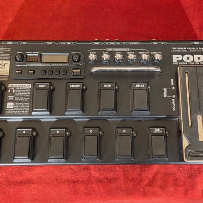Line 6 POD xt Live Multi-Effect & Amp Modeler image 1