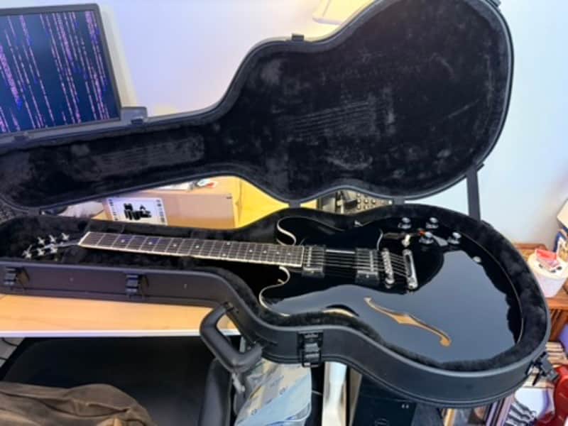 Gibson ES-335 Semi-hollow body Electric Guitar - Vintage Ebony Gibson ES-335 Semi-hollow body Electric Guitar - Vintage Ebony 2022 - Ebony image 1