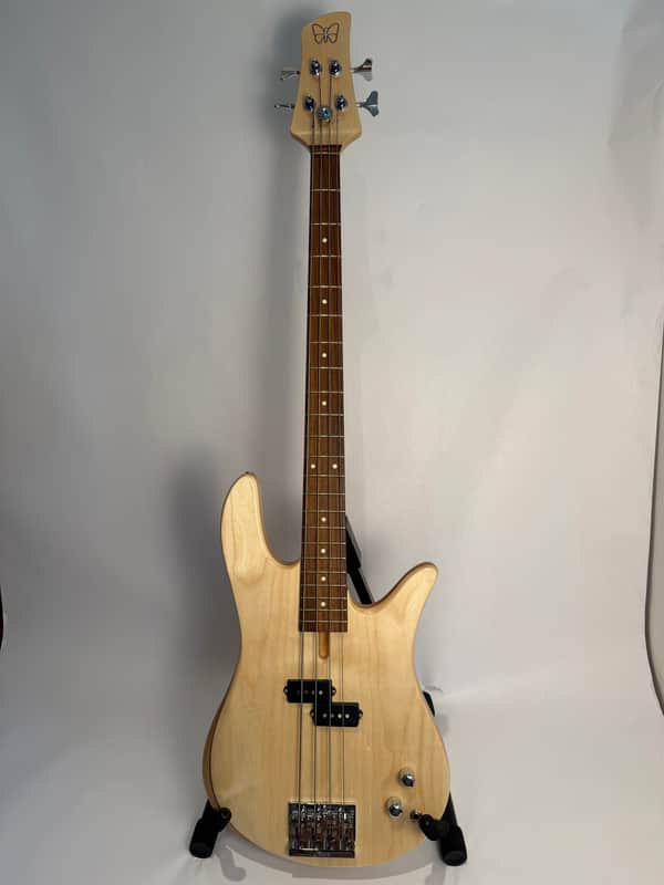 Fodera Standard P 2023 - Natural image 1