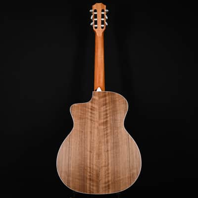 Immagine Taylor 214ce-N Nylon-string Acoustic/ Electric Guitar - Natural 2026 (2202166525) - 4