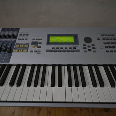 Yamaha Motif ES 8 Production Synthesizer image 6