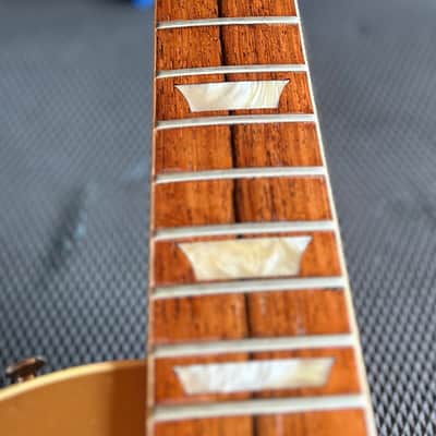 Gibson Custom Shop Les Paul Standard 1956 Reissue R6 2004 9 pounds 5 ounces - Gold top image 20