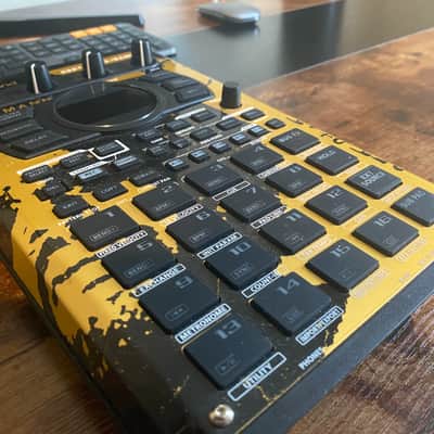 Roland SP 404 MK2 Moodymann/KDJ Records Limited Edition 2024 - Black/Gold image 6