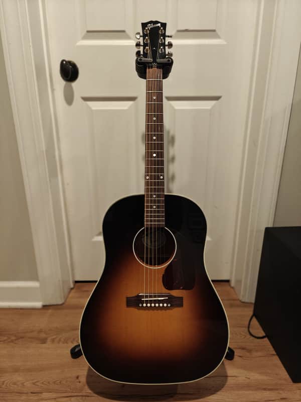 Gibson J-45 Standard 2023 - Present - Vintage Sunburst