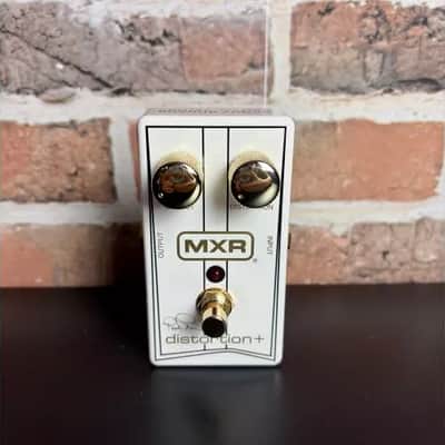 MXR - DISTORTION+ RANDY RHOADS M104C + BOITE image 1