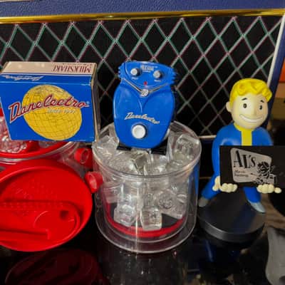 Danelectro MILKSHAKE CHORUS (New Old Stock) - Blue image 3