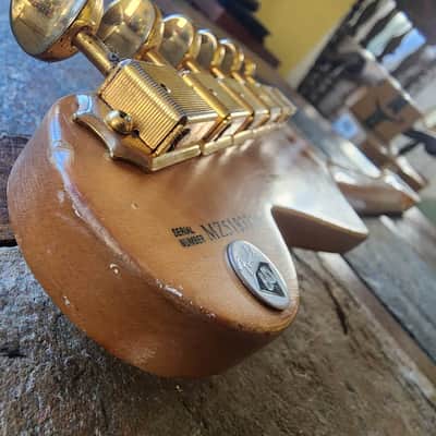 Fender strat neck MIM Deluxe 60th Anniversary 2006 - rosewood/gold image 6