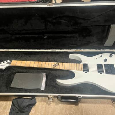 Listing image 1 for Solar Guitars A1.6 ETWHM 2020 Matte / White Evertune