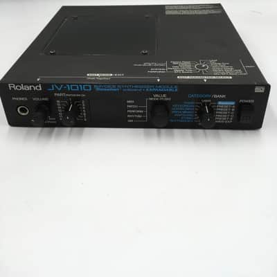 Roland JV-1010 64-Voice Synthesizer Module 1999 - 2003 - Black image 1