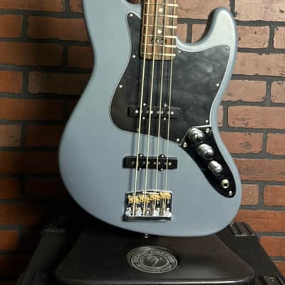 Woodcraft Electric Guitars WoodShed Signature Series Jazz Bass 4 21 frets Nardo Grey image 2