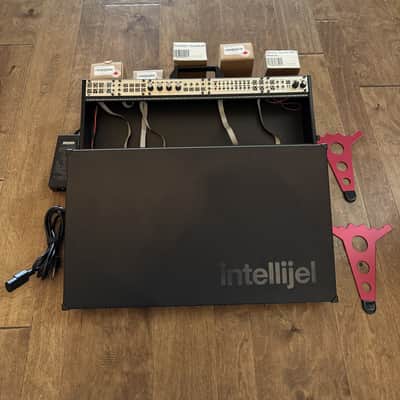 Intellijel 7U 104HP Performance Case BUNDLE - w/ MIDI, Buff Mult, Quadratt, Steppy, Stereo I/O 1U Modules image 3