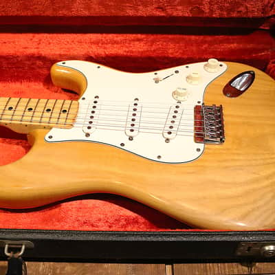 Fender Stratocaster Hardtail with 3-Bolt Neck, Maple Fretboard 1973 - 1977 - Natural image 5