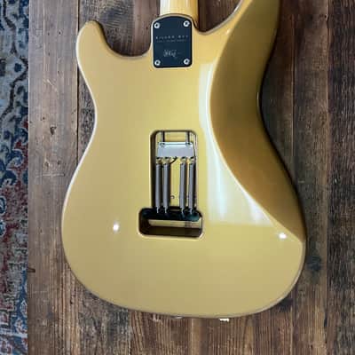 PRS Silver Sky 2018 Golden Mesa image 5