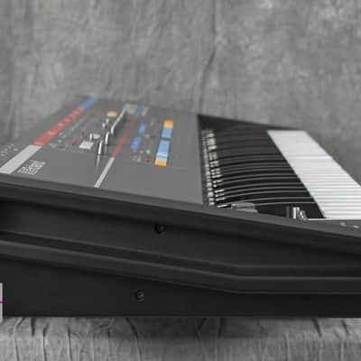 Roland JUNO-106 Programmable Polyphonic Synthesizer in Excellent condition image 12