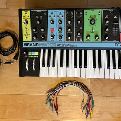 Moog Grandmother 32-Key Semi-Modular Analog Synthesizer 2018 - Present - Black / Multi-Colored Panel image 2