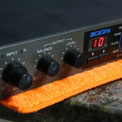 Zoom 9120 - Advanced Sound Environment Processor - Hardware