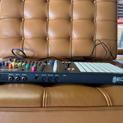 Polyend Dreadbox Medusa Hybrid Synthesizer 2018 - 2021 - Black image 2