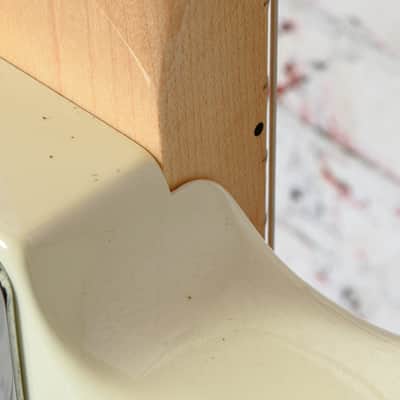 Fender - 2000 Custom Shop '69 Reissue Stratocaster NOS Electric Guitar Aged Olympic White - NOS image 14