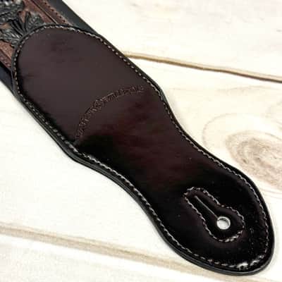 Walker and Williams KB-02-BT Oxblood Brown Carving Leather Padded Guitar Strap With Black Floral Skull & Cross For All Guitars And Basses image 11