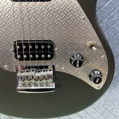 Ernie Ball Music Man Sub 1 FretWerx In-USA Fret Polish and Setup Entry Level EBMM! Graphite Gray image 4