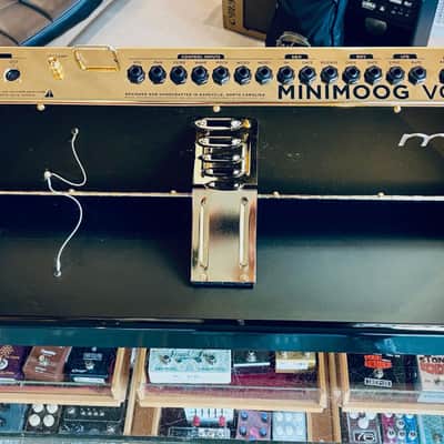 Moog Minimoog Voyager 10th Anniversary (#7) Gold Edition 44-Key Monophonic Synthesizer 2012 - Black / Gold image 9
