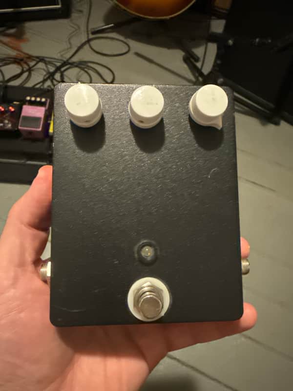 Unknown Fuzz DIY. Big Muff Variant. Pete Cornish P-2 Clone image 1