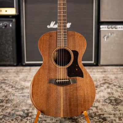 Taylor Academy 22e Grand Concert Acoustic/Electric Guitar with Gig Bag image 3