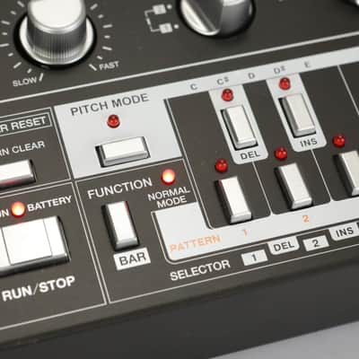 Din Sync RE-303 Bass Line Analog Synth Roland TB-303 Replica Black