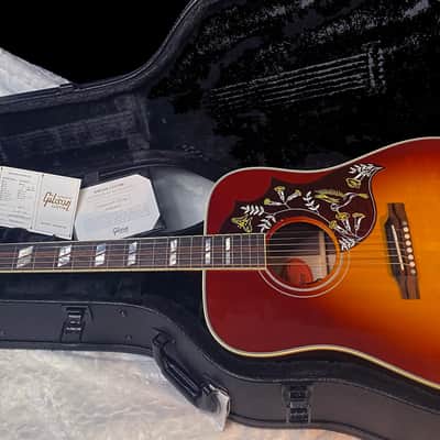 NEW! Gibson Custom Shop Hummingbird Rosewood 3-Piece Back Acoustic-Electric Guitar - Rosewood Burst - 5.1 lbs - Authorized Dealer! G06881 image 14